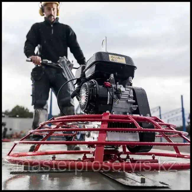 Ремонт затирочной машины по бетону